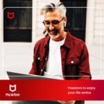 McAfee Antivirus iSecurity Live Safe Total Protection 13 Large